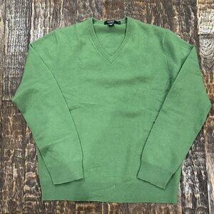 Jcrew Men's Vibrant Green V-Neck Sweater size small 100% cashmere
